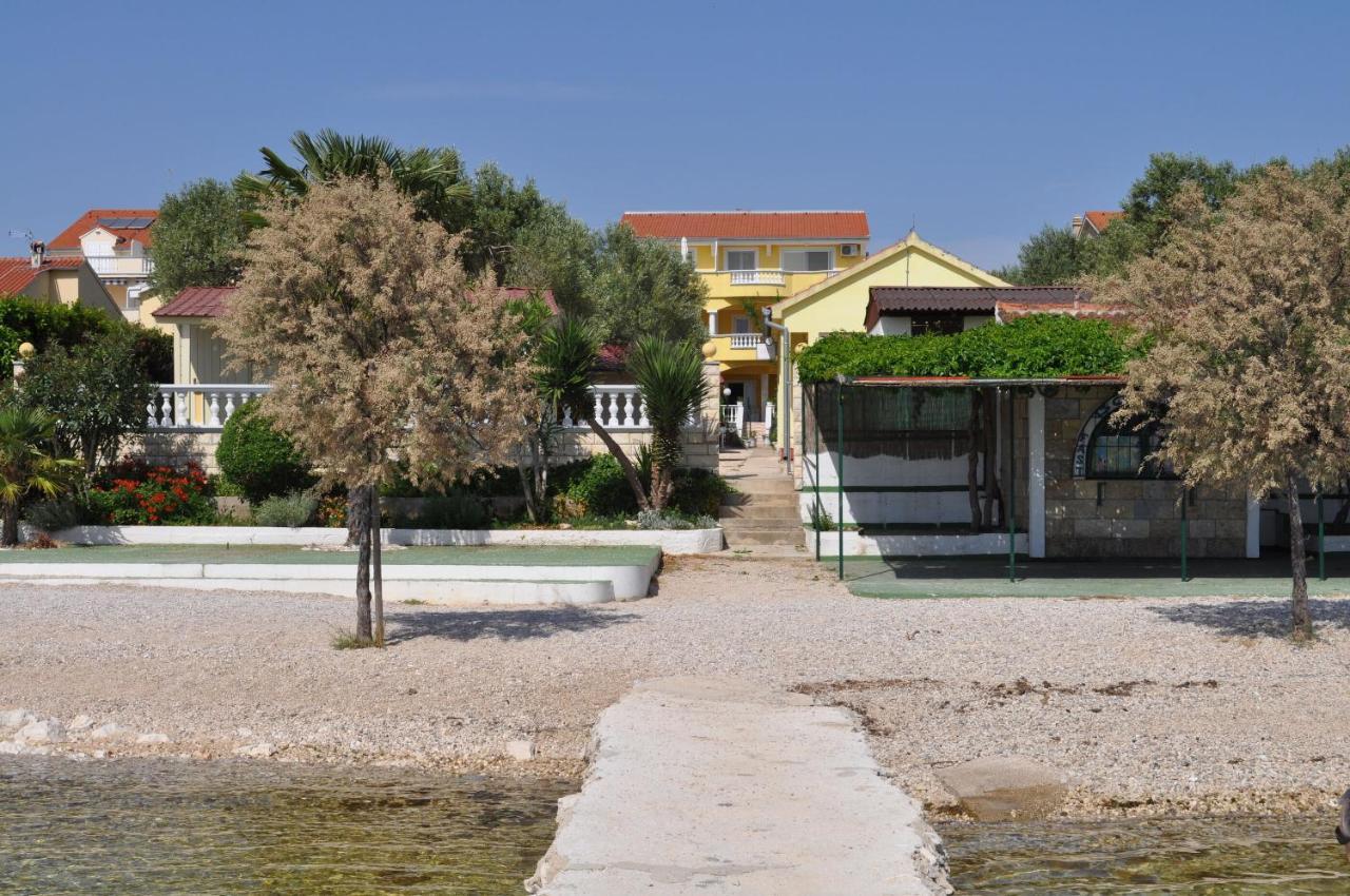 Apartments Dandelion Biograd Na Moru Exterior foto