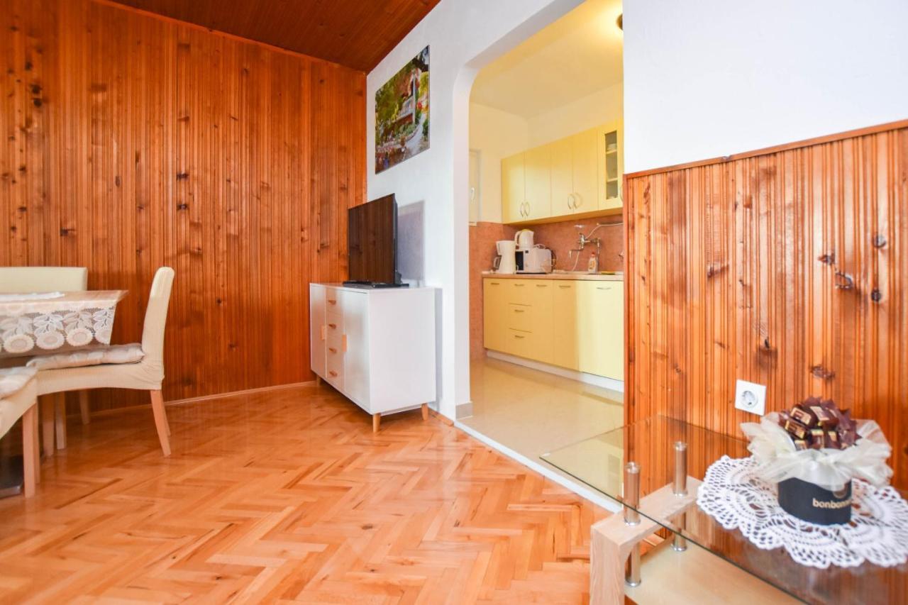 Apartments Dandelion Biograd Na Moru Exterior foto