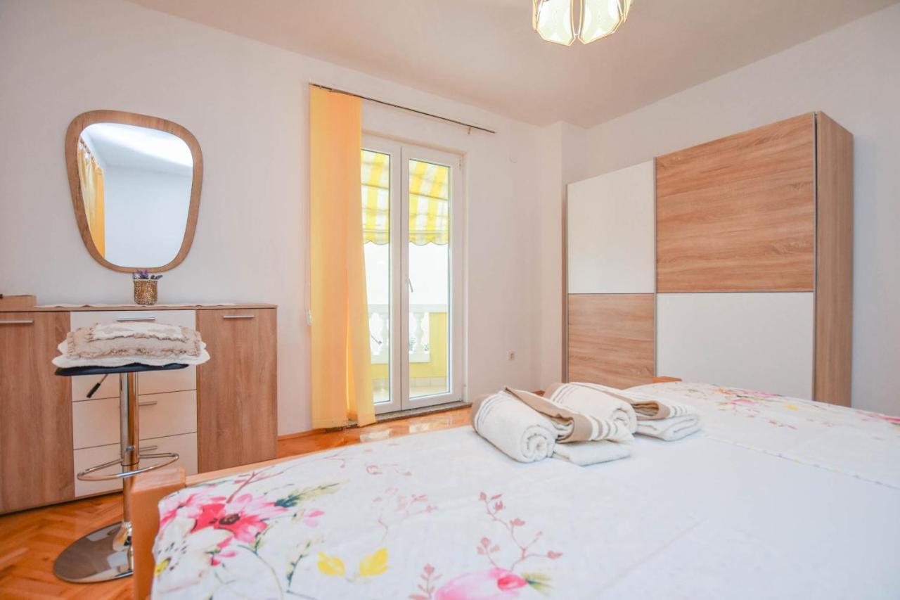 Apartments Dandelion Biograd Na Moru Exterior foto
