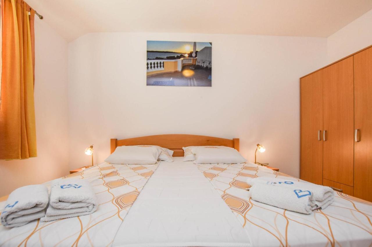 Apartments Dandelion Biograd Na Moru Exterior foto