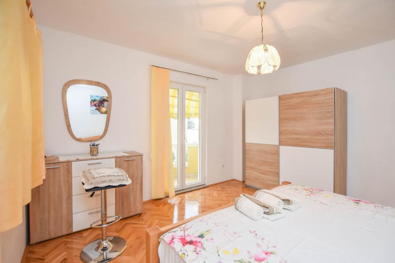 Apartments Dandelion Biograd Na Moru Exterior foto