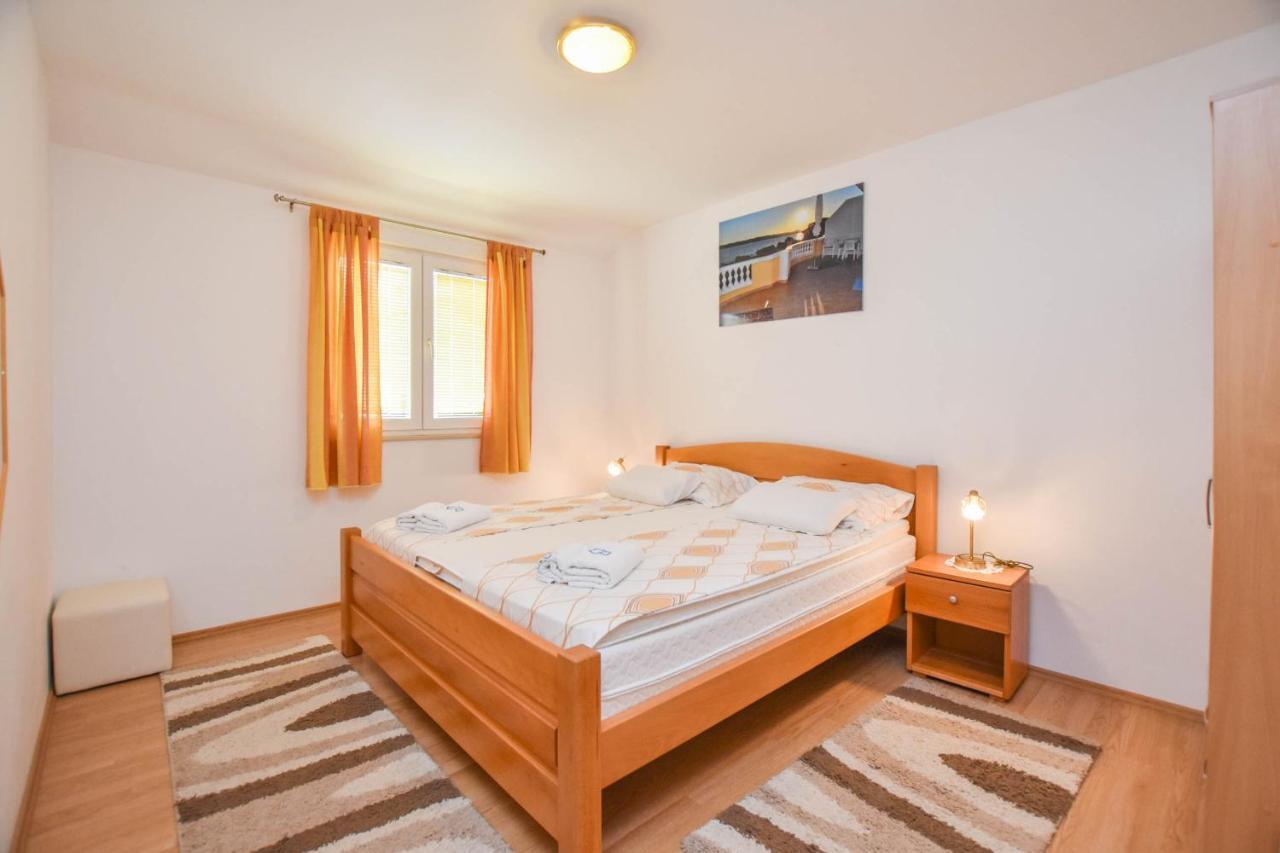 Apartments Dandelion Biograd Na Moru Exterior foto
